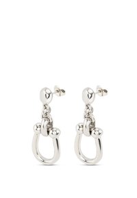 Orecchini pendenti in tonalità argento con un design ad anelli e accenti sferici, texture liscia e finitura lucida.