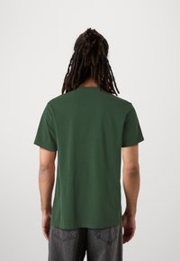 Quiksilver RUSHED LOGO DNA - Tričko s potlačou - forest