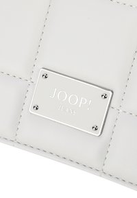 JOOP! Jeans ORDINE LUZI SHF - Taška s příčným popruhem - offwhite