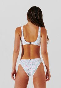 KARL LAGERFELD GEOMETRIC PRINT BRAZILIAN - Donji dijelovi bikinija - geometric pattern white
