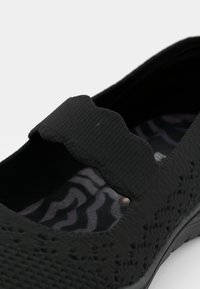 Skechers Wide Fit SEAGER - Ankle strap ballet pumps - black