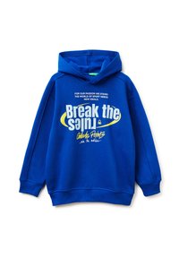 Felpa blu con cappuccio realizzata in un misto cotone, presenta una grafica frontale con testo e un cappuccio. I polsini e l'orlo sono a costine per una vestibilità aderente.