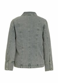 Sivá rifľová bunda s dlhými rukávmi, viditeľnými švovými detailmi a gombíkmi na manžetách, zobrazená zo zadnej strany na bielom pozadí.