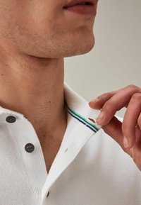 Next SHORT SLEEVE - REGULAR FIT - Poloshirts - white