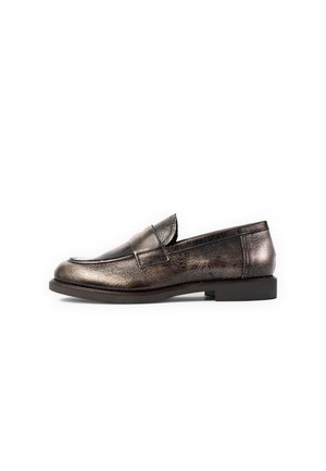 Slip-ons - beige