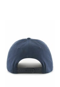 Marineblaue Kappe mit einem gebogenen Schirm, verstellbarem Kunststoff-Snapback-Verschluss und zwei Belüftungsöffnungen auf der Rückseite. Textur aus Baumwollstoff.