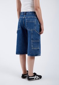 Dr.Denim BREE WORKER - Shorts vaqueros - stream mid retro