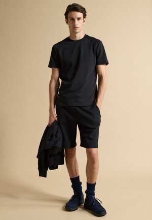 PIOMBO, T-SHIRT - Camiseta básica - black