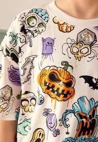 Next REGULAR FIT - Nattplagg set - white black halloween