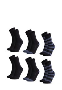 Quatre paires de chaussettes : deux entièrement noires, une avec un talon et un orteil bleu foncé, et une à motif rayé bleu foncé. Toutes de longueur mi-mollet.
