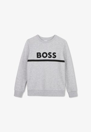 Jasnoszara bluza z długim rękawem z prążkowanymi mankietami i ściągaczem, z wyraźnym czarnym napisem „BOSS” nad poziomą czarną linią na wysokości klatki piersiowej.