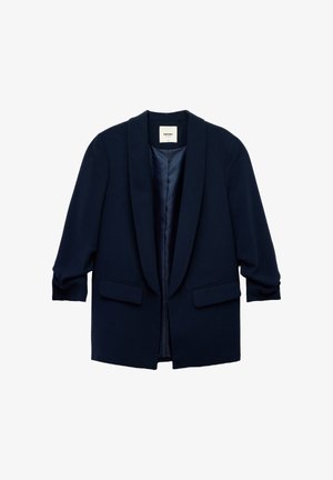 Blazer blu navy con colletto a scialle, apertura frontale e due tasche. Realizzato in un tessuto liscio con maniche arricciate.