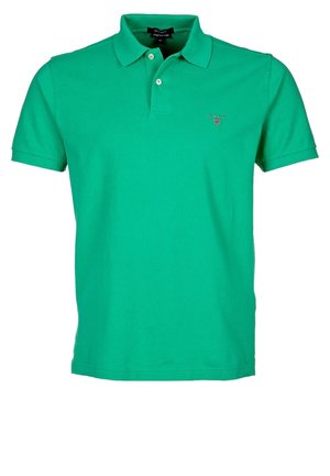 Grünes Poloshirt mit kurzen Ärmeln, Kragen und zwei weißen Knöpfen, mit kleinem Gant-Logo auf der linken Brust.