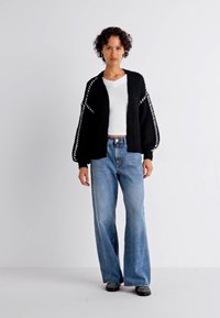 Vero Moda FENG LS V-NECK GA BOO - Kardigan - black