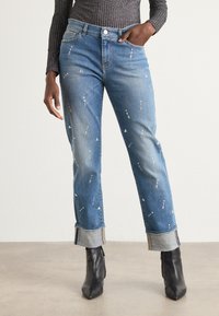 Marc Cain Tiesaus kirpimo džinsai - vintage blue