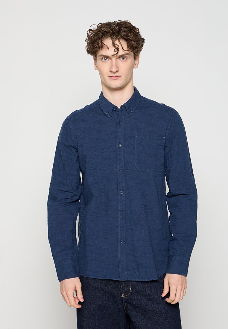 Camisa