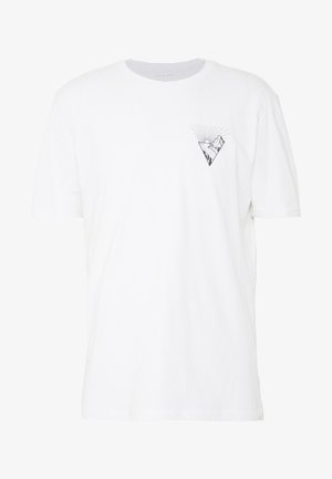Weißes Baumwoll-T-Shirt mit kurzen Ärmeln, das auf der Brust einen schwarzen Grafikdruck eines Berges und einer Sonne in dreieckigem Design zeigt.