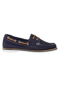 Chaussure bateau en daim bleu marine avec surpiqûres blanches, détails lacets marron et semelle en caoutchouc blanche avec bordure beige.