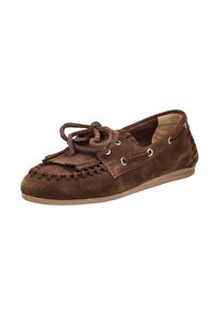 Mocassin en daim marron avec des détails de franges, un nœud en lacet sur le dessus, une semelle blanche et des coutures visibles autour de la zone des orteils.