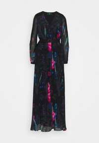Robe longue noire fleurie avec des fleurs roses, bleues et vertes, manches longues transparentes, col en V et ceinture noire à la taille.