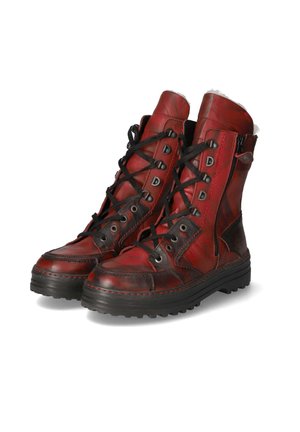 Boots - rot