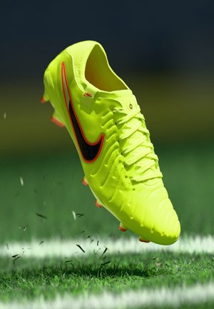 Nike Performance TIEMPO LEGEND 10 PRO FG - Scarpe da calcio per terreni duri - volt/black