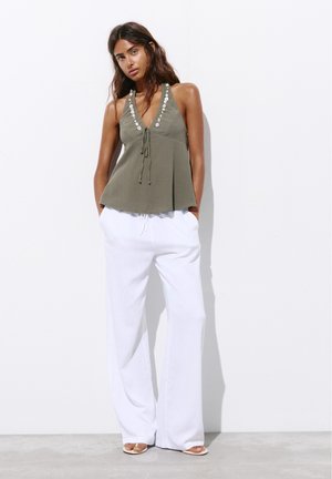 PULL&BEAR, BUTTONED HALTER - TOP - Blouse - khaki