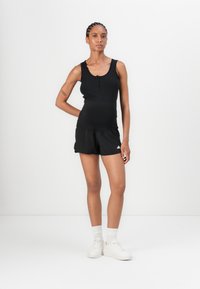 adidas Performance - Krótkie spodenki sportowe