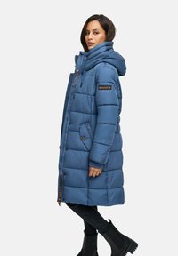Padded blue winter coat with a detachable hood, featuring a zip-up front, side pockets, and elastic cuffs. Brand logo on the sleeve.
