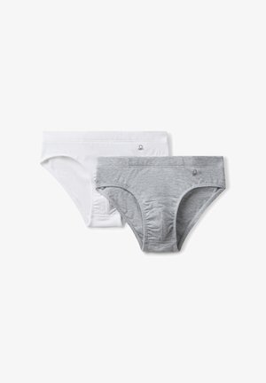 Due paia di slip da uomo, uno bianco e uno grigio, disposti piatti su uno sfondo bianco con un piccolo logo sulla vita.