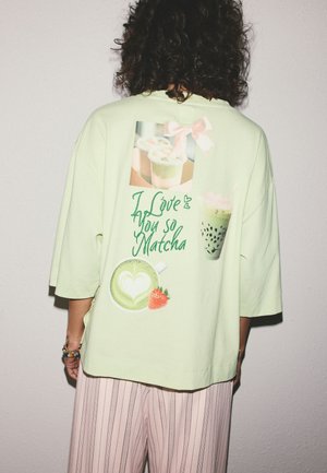 Next, REGULAR FIT - SHORT SLEEVE PYJAMAS  SET - Nattøj sæt - green matcha
