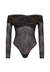 Luipaardprint bodysuit van doorschijnend zwart materiaal, off-shoulder ontwerp met lange mouwen, voorzien van geplooide details en hoge uitsnijdingen op de benen.