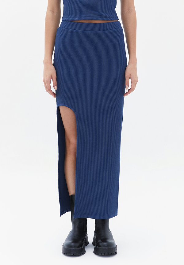 MIT SCHLITZ - Maxirock