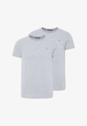 Zwei graue T-Shirts mit kurzen Ärmeln aus Baumwollmischgewebe, mit Rundhalsausschnitt und einem kleinen Logodetail auf der Vorderseite.