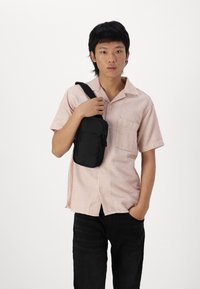 Jack & Jones JORATLAS RESORT - Chemise - brown