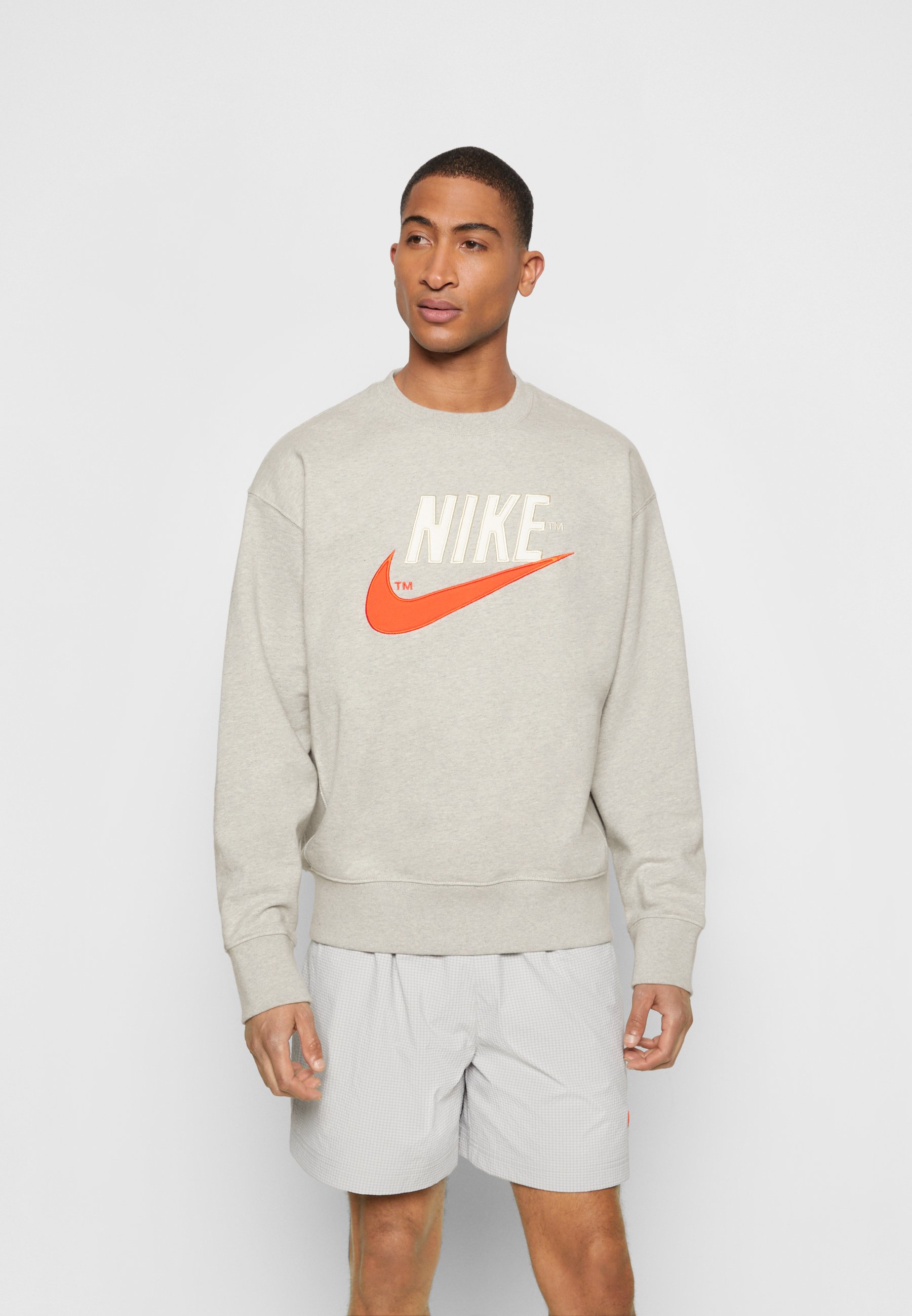nike trend crew sweatshirt