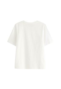 Hvid bomulds T-shirt, korte ærmer, rund hals, enkel design, blød tekstur, lige snit, ingen synlige logoer eller mønstre.