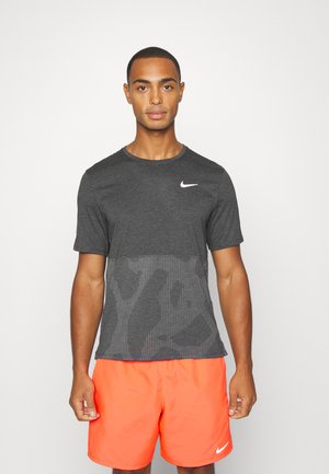 RUN CORE - Sports T-shirts - black heather/silver