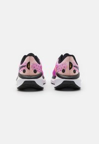 Nike Performance VOMERO 17 - Scarpe da corsa su strada - hyper violet/black/white/laser orange