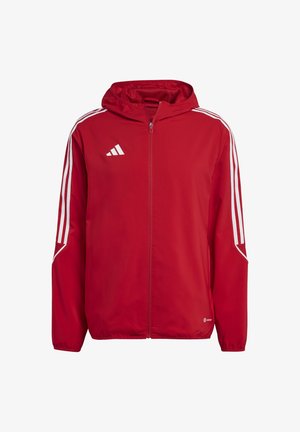 Veste rouge à capuche avec fermeture éclair intégrale, logo Adidas blanc sur la poitrine et trois bandes blanches courant le long de chaque manche.