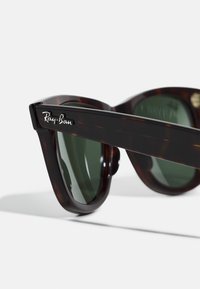 Ray-Ban WAYFARER UNISEX - Occhiali da sole - havana