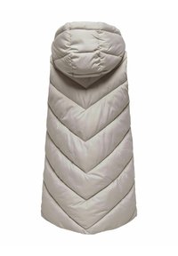 Gilet matelassé beige avec capuche, présentant un design en chevrons. Tissu doux et isolant dans une silhouette jusqu'aux genoux.