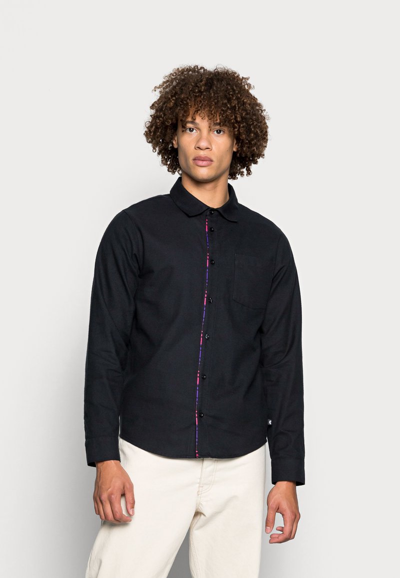 Nike SB BUTTON UP - Casaco de verão - black