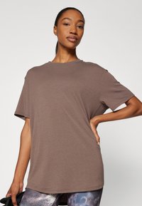 Nike Performance ONE RELAXED TOP - Camiseta deportiva - ironstone/black