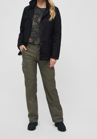 Brandit Tunn jacka - black