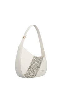 Sac d'épaule blanc avec une bande à motifs texturés noir et blanc le long d'un côté et une quincaillerie de couleur dorée sur la sangle.