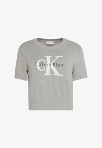 Неизбран, grey heather