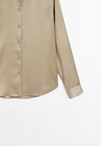 Massimo Dutti FLOWING SATIN LONG SLEEVE - Camicia - beige