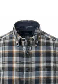 Herren kariertes Hemd in Blau, Braun und Weiß. Hergestellt aus leichtem Stoff, mit einem Button-Down-Kragen und einer Brusttasche.