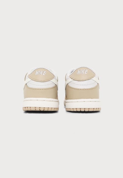Nike DUNK LOW UNISEX - Trainers - linen/sail/platinum tint — photo 3